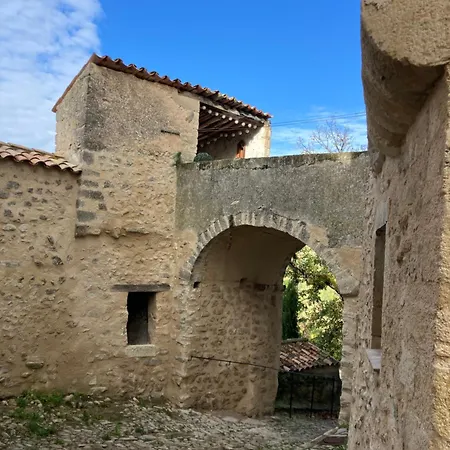 Apartment Chateau Tussen Mont Ventoux En Luberon