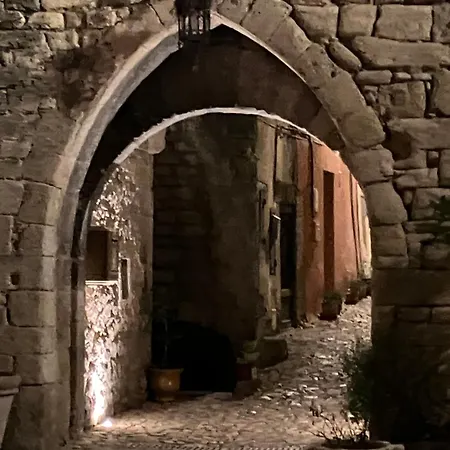 Chateau Tussen Mont Ventoux En Luberon شقة مونتبرو - ليس بينز