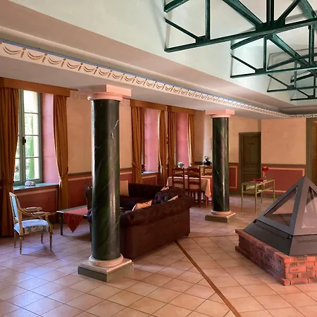 Chateau Tussen Mont Ventoux En Luberon Apartment *