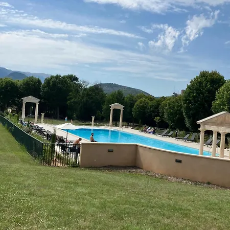 Chateau Tussen Mont Ventoux En Luberon *